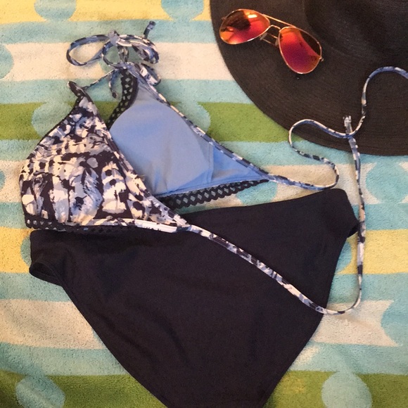 Aerie Bikini - Picture 7 of 9